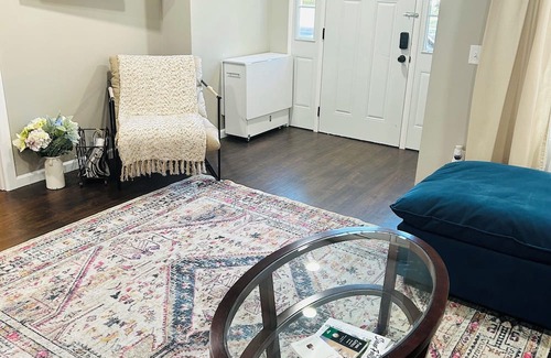 Sioux Falls House | Charming 3-bedroom house with WiFi, AC in welcoming Sioux Falls