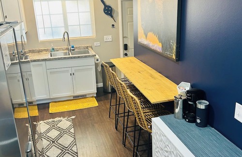 Sioux Falls House | Charming 3-bedroom house with WiFi, AC in welcoming Sioux Falls
