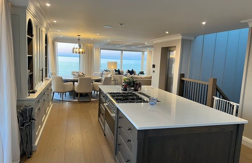 Skerries House | Skerries Oceanfront Superb 4 Bedroom Mansion