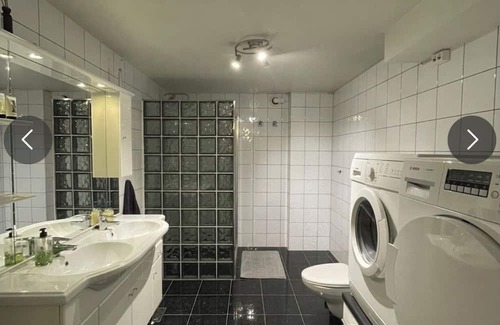 Sandnes Bed & Breakfast | Centralized & Cozy Room available for a relaxed stay with Free parking and WiFi
