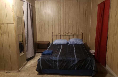 Lindbergh Lawns Other | Quaint 1-bedroom farmhouse in Cato
