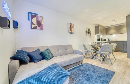 Vauxhall Apartment | 35% Off Stylish Liverpool&nbsp;Abode
