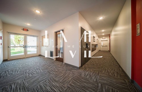 Willoughby Apartment | Quiet 1-bedroom Corporate apartment with AC, WiFi in marvelous Willoughby