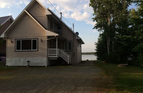 Palmarolle Cottage | Beau chalet au bord du lac Abitibi CITQ:#296841