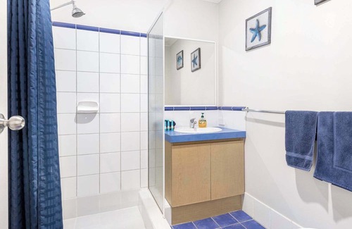 Busselton Bed & Breakfast | Hamelin Bay Room - 4 @ Observatory Guesthouse