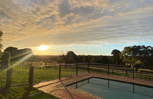 Kuitpo Apartment | Mount Bold Estate - Luxurious Private Retreat - Kangarilla and McLaren Vale