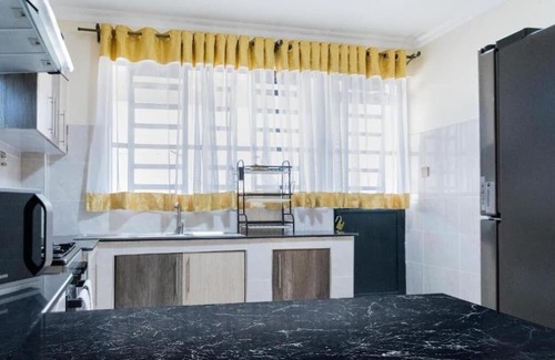 Kitengela Apartment | The Royal Residence : Kifaru (Rhino)
