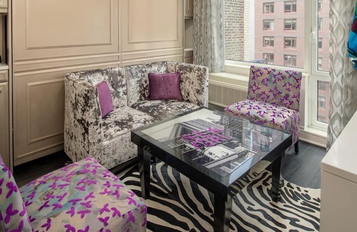 Garment District House | Spacious and Stylish Suite with Artistic Charm, Perfect for Midtown Getaways