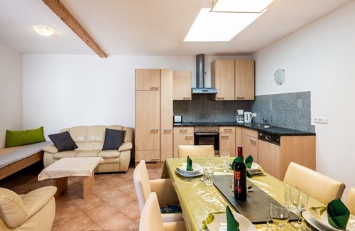 Distelberg Apartment | Apartment in Aschau near Kaltenbach Ski Lift