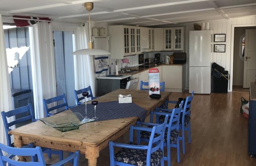 Hvaler Cabin | Cozy 11 beds Cabin Retreat in Hvaler, Norway