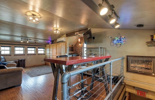 Kalispell Apartment | Garage Mahal Loft - Studio Apartment for 2 people!