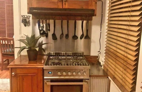 Mundoora House | Large home in quiet Country town in YorkPeninsula -Mundoora