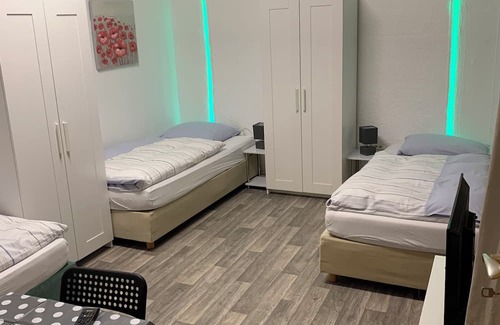 Neumuenster Apartment | Vacation apartment at Einfelderstr See