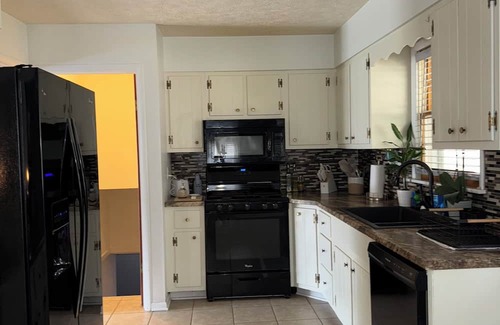Portsmouth House | Charming 3-bedroom house in pleasant Portsmouth
