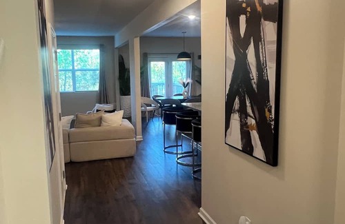 Evans House | Spacious 5-bedroom house with WiFi, AC in charming Grovetown