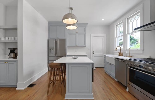 Midtown House | Renovated Exquisite Ardsley Park Home by Lucky Savannah