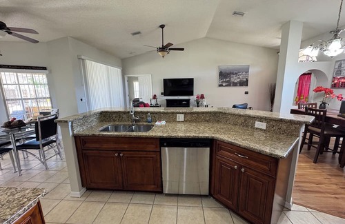 Spring Hill House | Spacious Getaway in Florida!