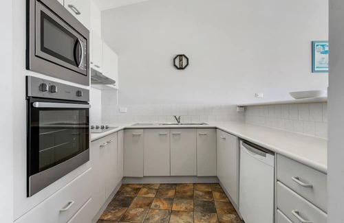 Malua Bay Apartment | 1/16 Kuppa Avenue, Malua Bay