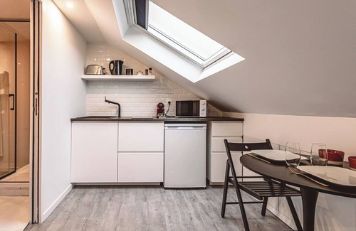 Hincmar Apartment | Le Coquet, Studio en duplex Climatisé