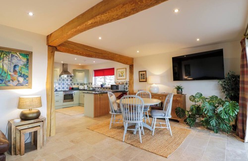 Sandyhills Cottage | THE WELL, pet friendly, with a garden in Southerness