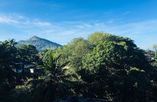 Kandy House | Charming 1-bedroom house in beautiful Kandy with WiFi