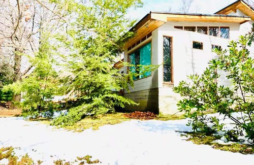 Pinto House | Beautiful rustic and modern house, Termas de Chillán.