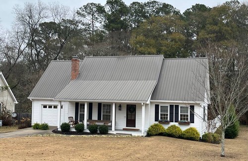 Carrollton Apartment | Carrollton's Coziest! EXCELLENT LOCATION!