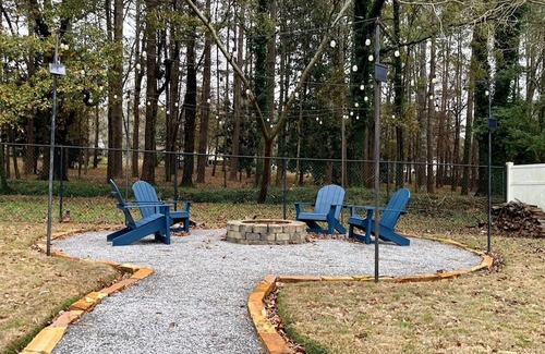 Carrollton Apartment | Carrollton's Coziest! EXCELLENT LOCATION!