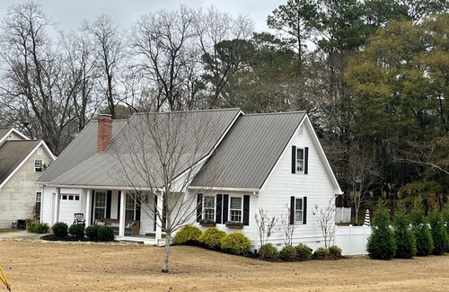 Carrollton Apartment | Carrollton's Coziest! EXCELLENT LOCATION!
