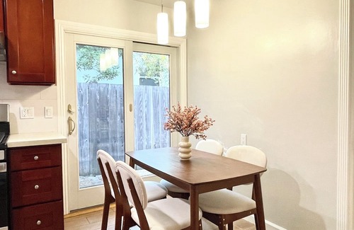 Millbrae House | 3 Bed 2 Bath Sleeps 7 - SFO