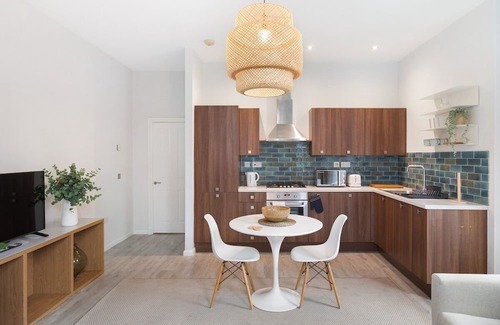 Clapham Apartment | Newly renovated 1Bed - Clapham
