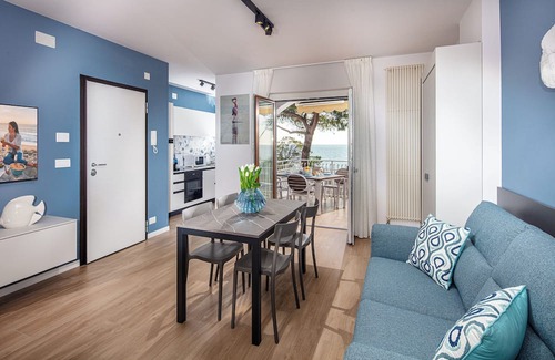 Grado Historic Centre Apartment | Elegance & Komfort mit Meerblick
