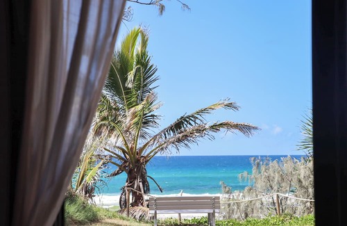 Fraser Coast House | Heaven on earth - Beachfront Beach House on 75 Mile Beach