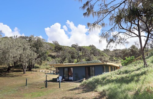 Fraser Coast House | Heaven on earth - Beachfront Beach House on 75 Mile Beach