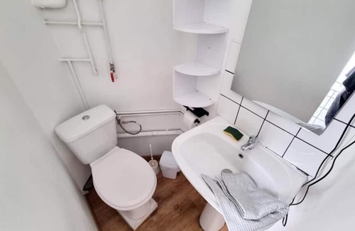 Avesnes-sur-Helpe Apartment | The little Avesnois castle - Semi Studio facing south