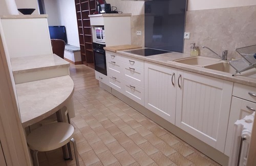 Ax-les-Thermes Apartment | Large T2 Hypercentre Ax