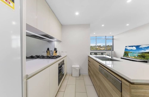 Hunters Hill Apartment | Two-Bedroom Apartment with Parking in Lane Cove