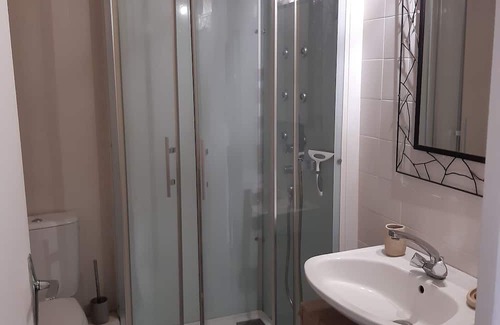 Pont-l'Abbe Apartment | Ground floor apartment