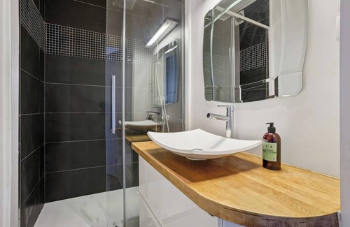 Clichy Apartment | Elegant, peaceful Haussmann-style apartment in a charming tree-lined street.