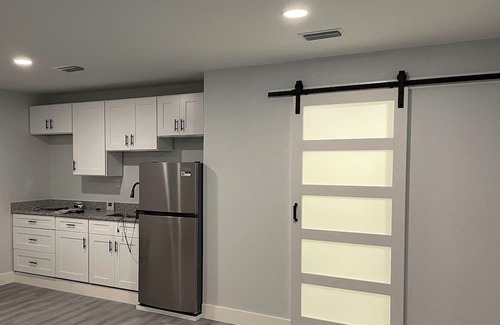Bearss Plaza Apartment | Cozy studio in Tampa, private, close to Tampa Airport, Stadium and stores.