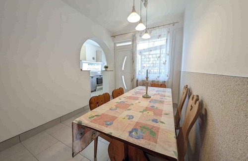 Siofok Apartment | Holiday apartment with terrace, air conditioning and WLAN