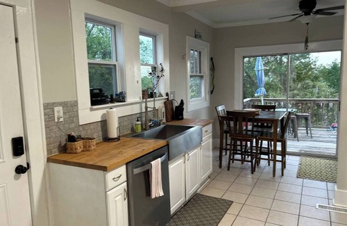North Chattanooga House | Cozy&Stylish Hip NCHAT Home~WLK 2 FrazierAve&More!