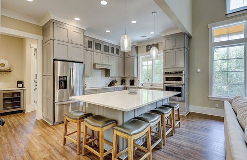 Sea Pines House | Sunset Rentals | Cedar Waxwing 1