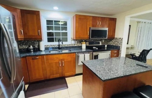 Alexandria House | Posh House Near DC MGM National Harbor