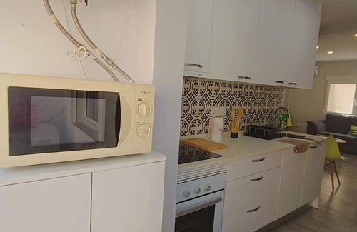 Diputacion de Cartagena Casco Apartment | The Pretty and Reformed Home