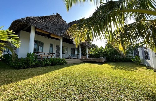 Chukwani Villa | Villa Andrea