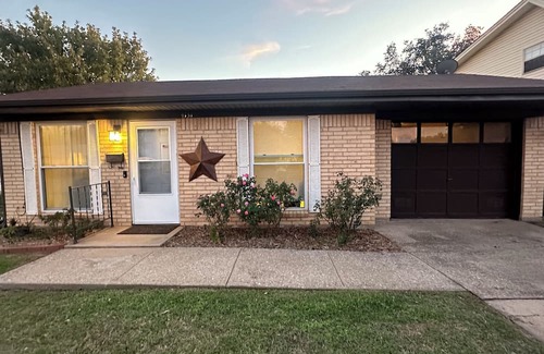 Wichita Falls House | "5 Star" Room at Lavell/Pet-Friendly!