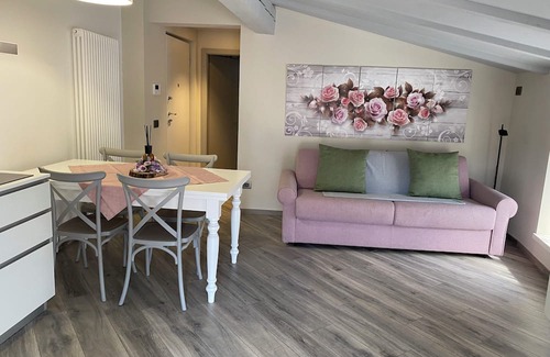Arco Apartment | Ca' GIORGINA APARTMENTS PINK TEA