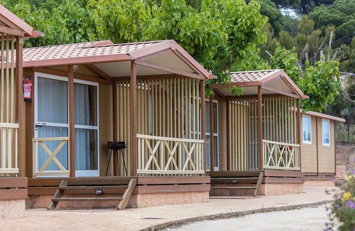 Calella House | Bungalow in Calella by Sea & Mountains