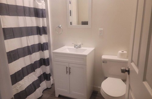 Mojave Apartment | Beautiful Mother in Law Unit suit w/Parking & Wifi